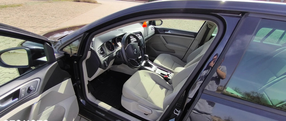 Volkswagen Golf cena 36500 przebieg: 111000, rok produkcji 2013 z Częstochowa małe 67